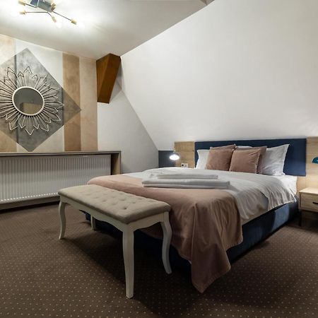 Hotel Lumiere House Sibiu Extérieur photo