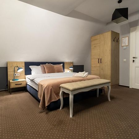 Hotel Lumiere House Sibiu Extérieur photo