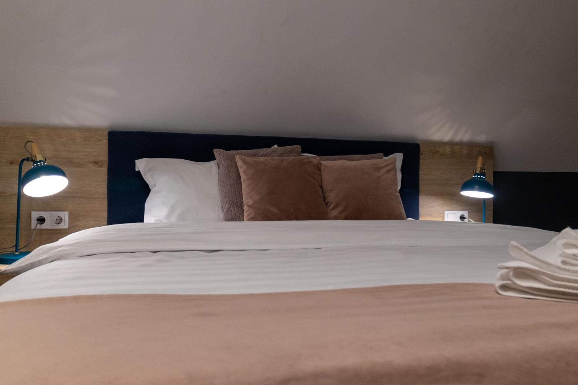 Hotel Lumiere House Sibiu Extérieur photo