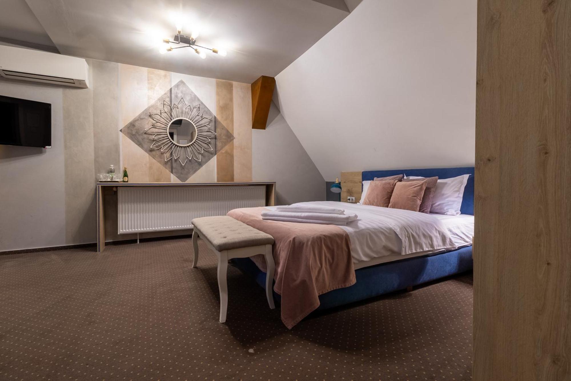 Hotel Lumiere House Sibiu Extérieur photo